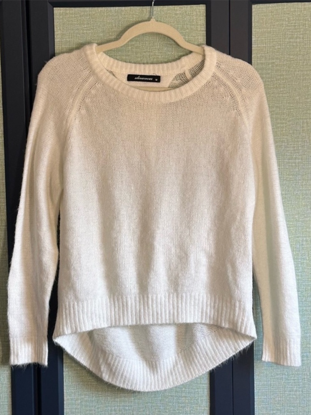 Olivaceous Ecru Fluff ☁️ Super Soft Creamy White Crew Neck Sweater, Size M
